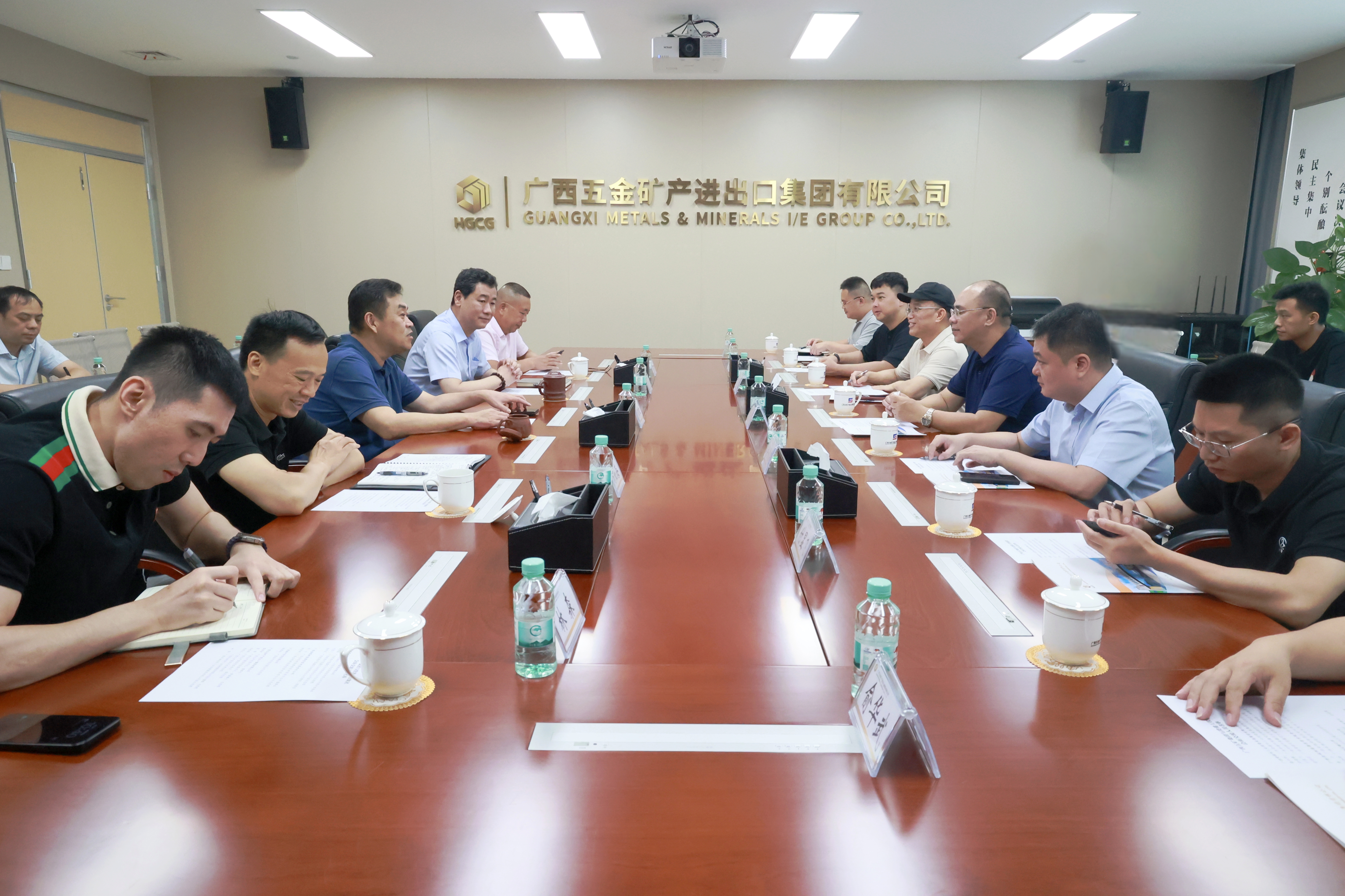 五礦動(dòng)態(tài) | 探索綜合能源合作新模式！曹津津會(huì)見(jiàn)貴港工投集團(tuán)隆永恒一行